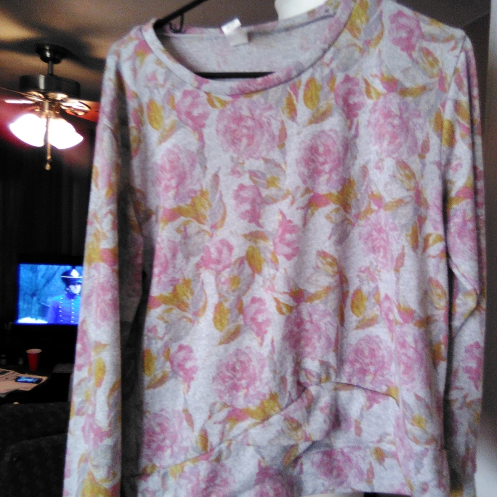 Brand new sweatshirt size medium